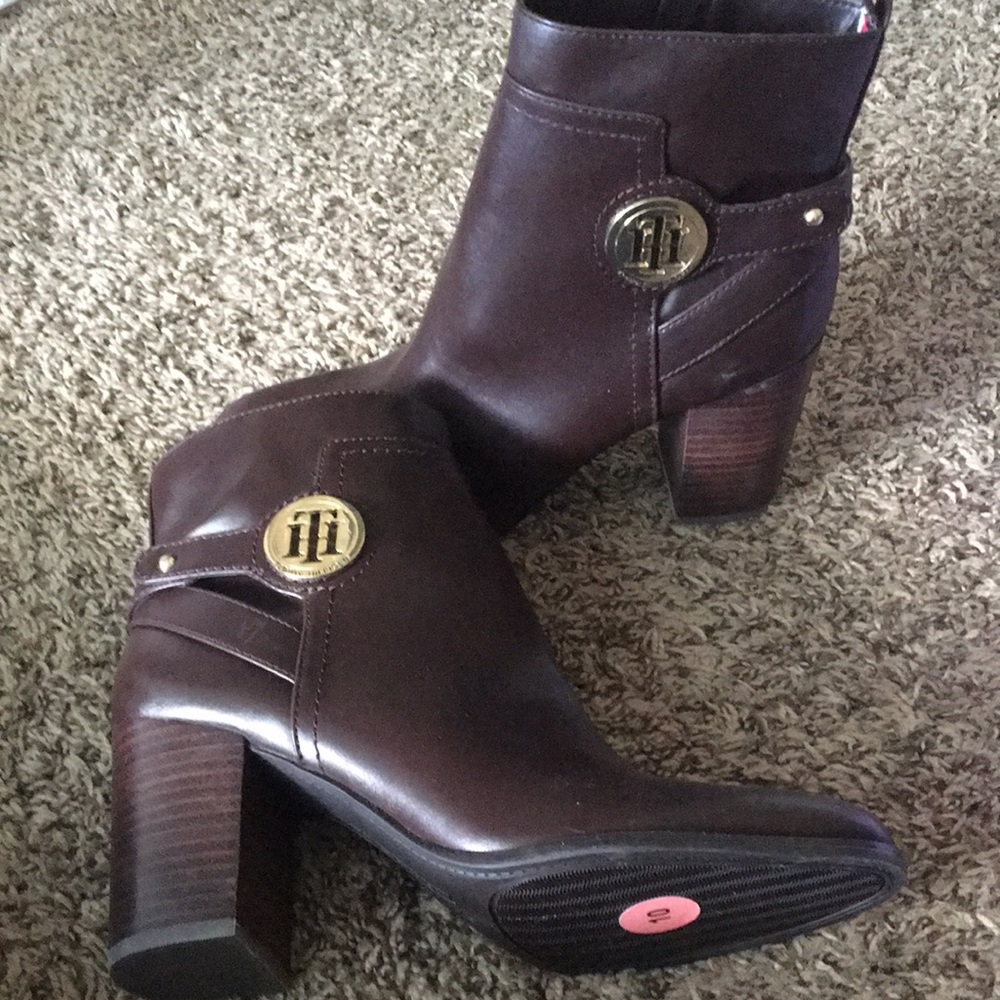 Tommy Hilfiger ankle boot heels